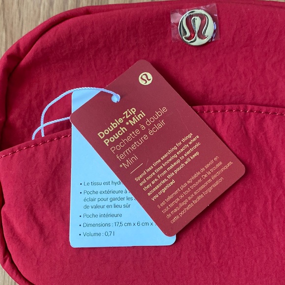 ❤️ Lululemon Double-Zip Pouch Mini Dark Red LNY NWT - Picture 3 of 7
